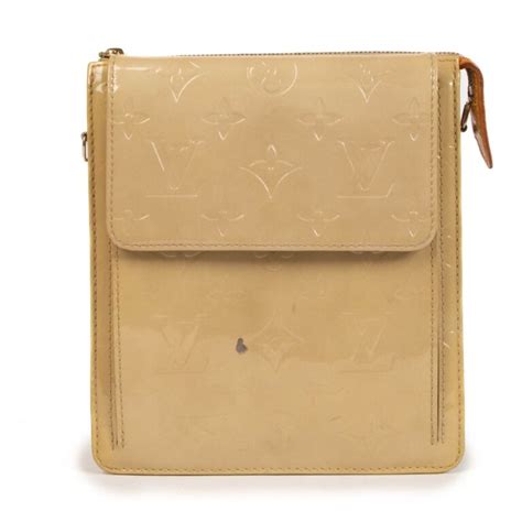 Louis Vuitton Beige Monogram Vernis Mott Bag 